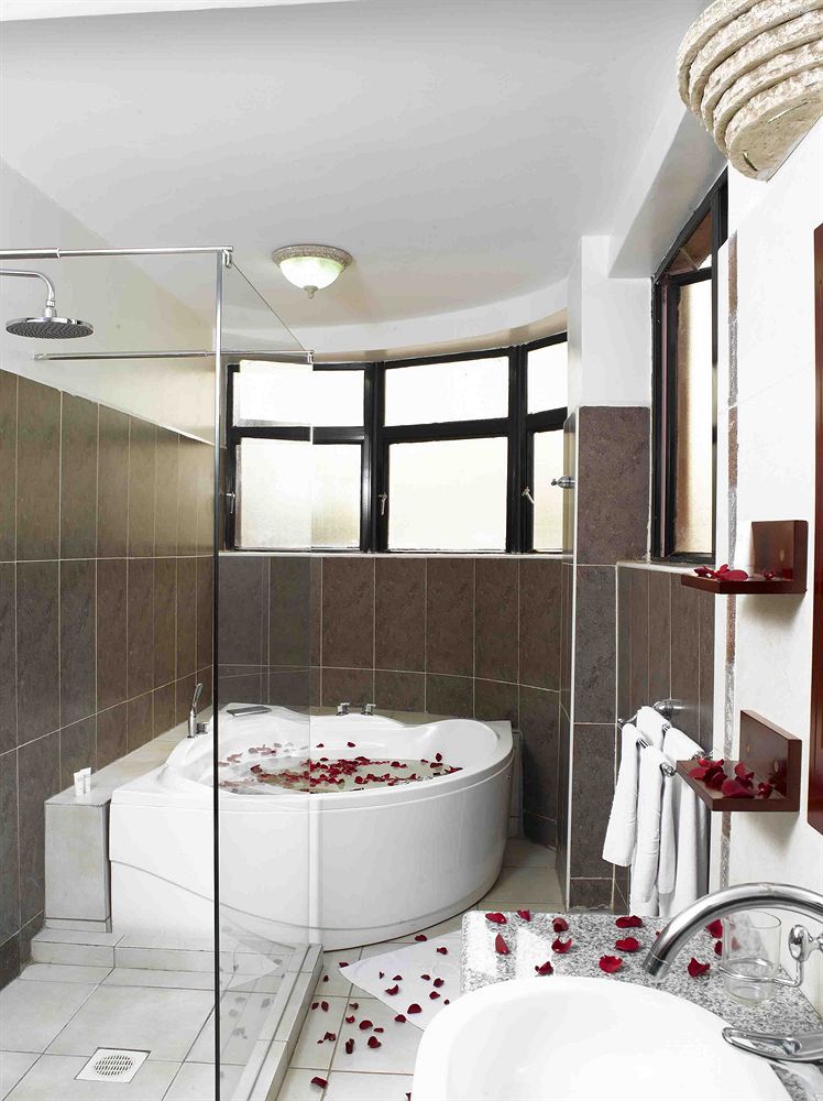Wasini All Suite Hotel Nairobi Exterior foto